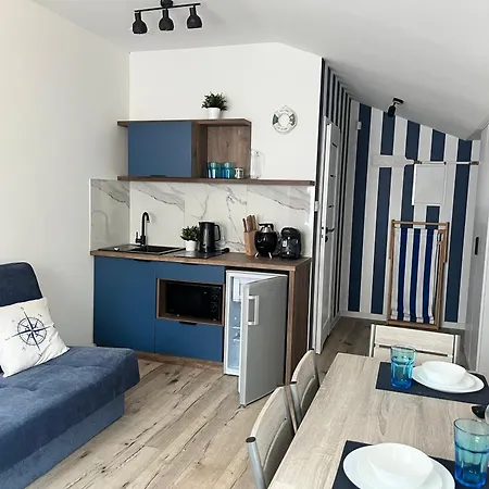 Blue B Debina - Prywatny Taras Na Dachu , 400 M Od Morza, Appartement *